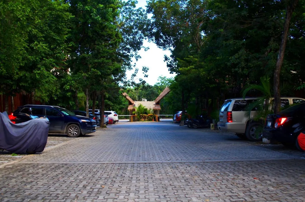 Puerta Zama - Luxury Apartments 툴룸 0*,  멕시코